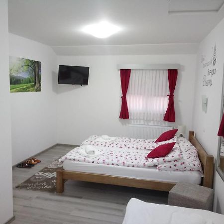 Restoran Prenociste Croatia Turist Hotel Dakovo Exterior photo
