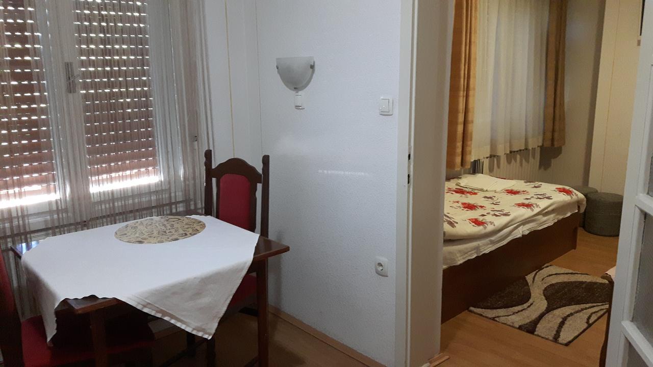 Restoran Prenociste Croatia Turist Hotel Dakovo Exterior photo