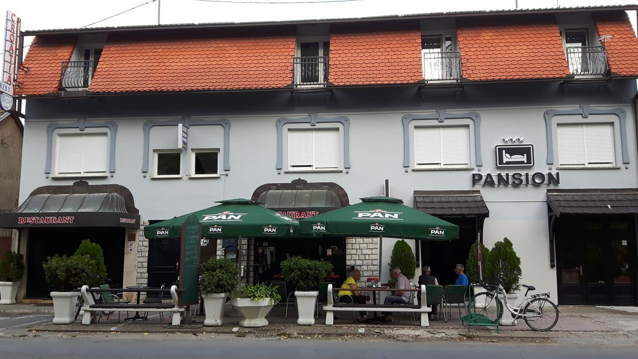 Restoran Prenociste Croatia Turist Hotel Dakovo Exterior photo