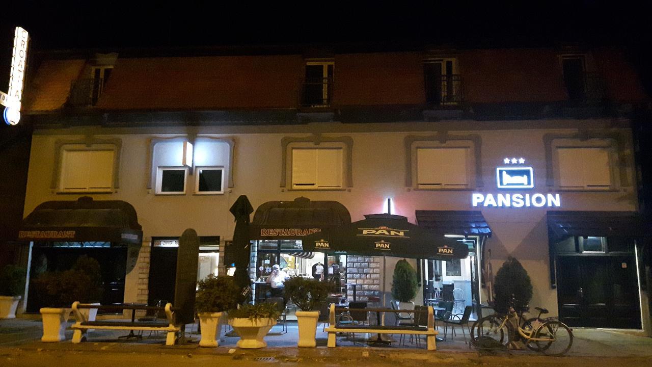 Restoran Prenociste Croatia Turist Hotel Dakovo Exterior photo