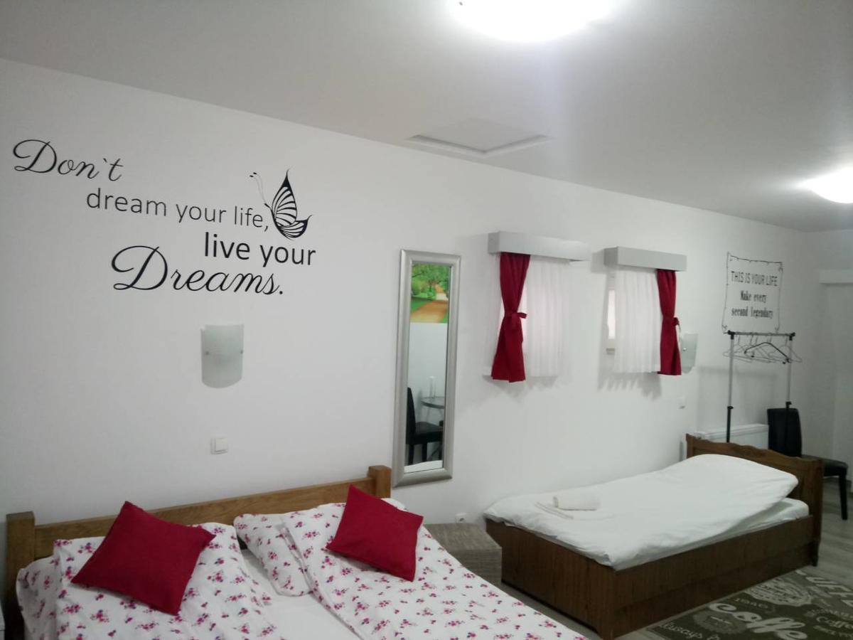 Restoran Prenociste Croatia Turist Hotel Dakovo Exterior photo